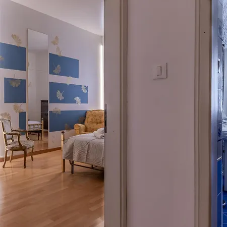 Housmart Cartoleria 8 *