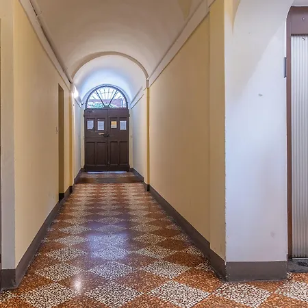 Housmart Cartoleria 8 Apartment