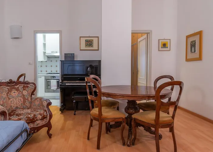 Housmart Cartoleria 8 Bologna