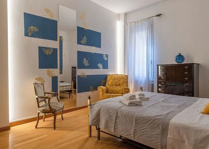 Housmart Cartoleria 8 *