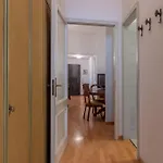 Апартаменты Housmart Cartoleria 8