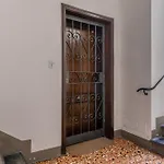 Апартаменты Housmart Cartoleria 8 *